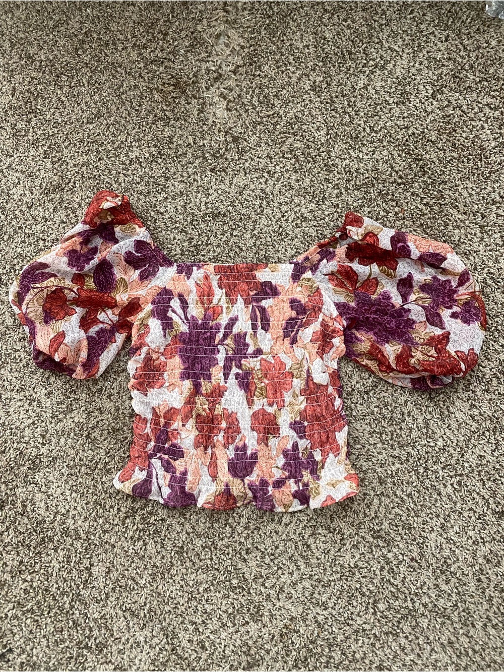 Old Navy floral puff sleeve blouse